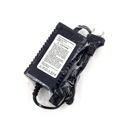 Sodo purkštuvo įkroviklis